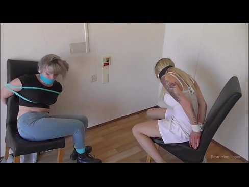 ❤️ Залежний / зв'язаний і з кляпом / дівчина в біді ❤❌ Порно-відео у нас
